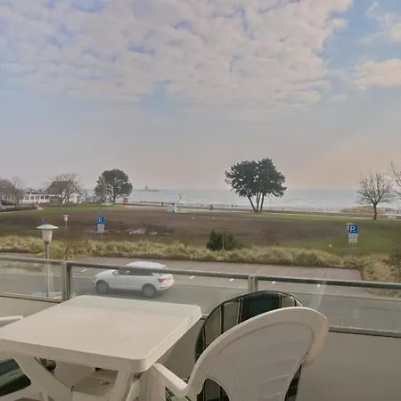 Strandschloss App 16 *